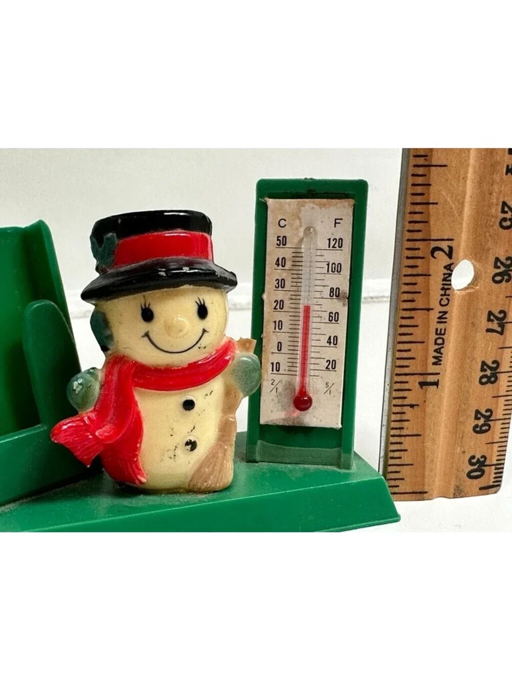 vintage Enesco snowman calendar Thermometer Countdown 1979 Hong Kong